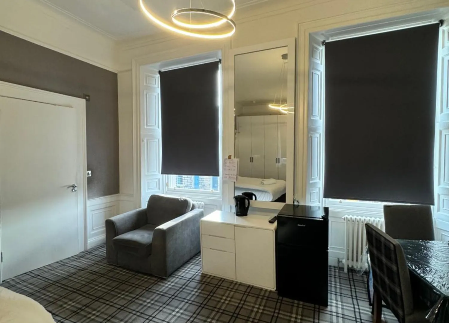 Luxury Family Room With Private Bathroom In The Heart Of Édimbourg